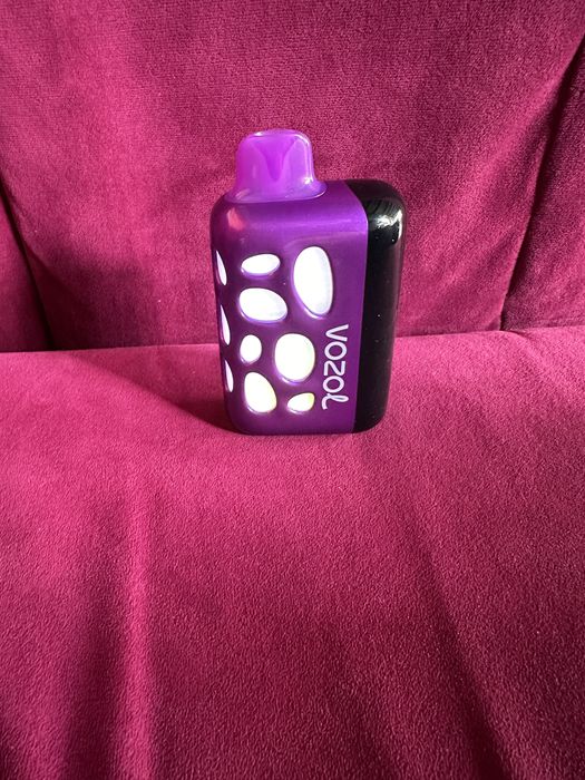Vozol 40k rave geek bar tornado intens