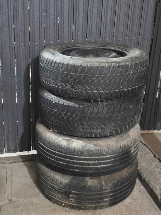 Vand jante + cauciucuri 
Dimensiune 215/65 R16