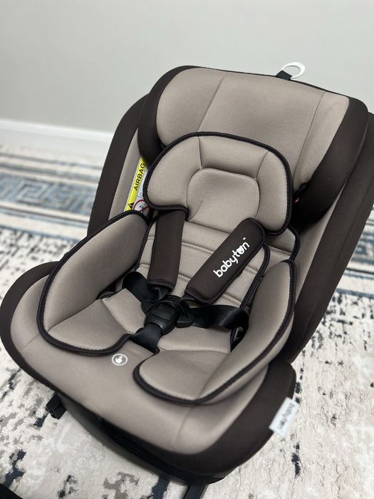 Автокресло продам