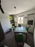 Închiriez apartament cu 2 camere