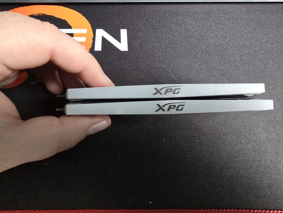 Kit ram DDR4 XPG 16Gb 3000Mhz RGB