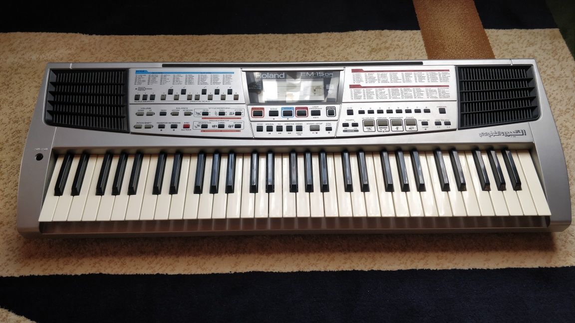 Roland M-15 OR,sintizator yangi