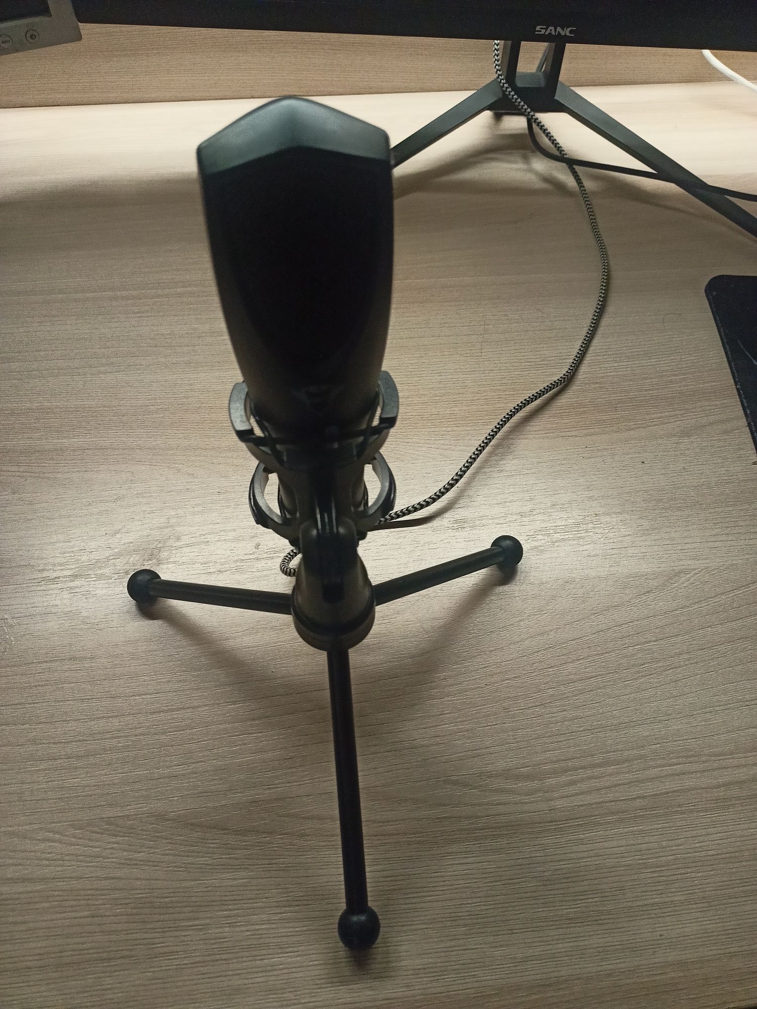 Микрофон Trust GXT 212 Mico (USB)