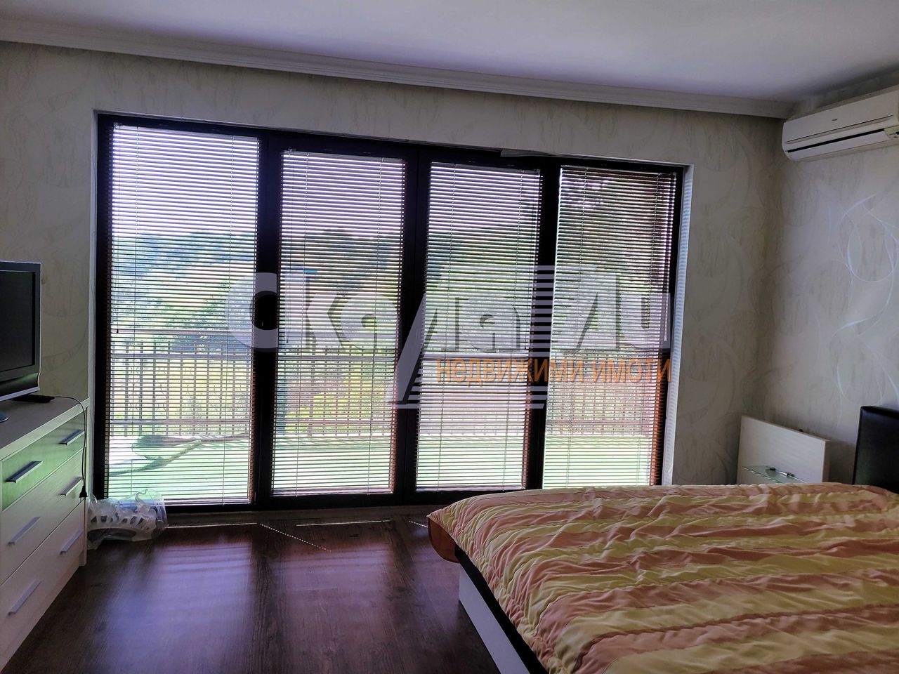 Продава се Къща в София, Люлин 10 - 200 кв.м за 1250 €/кв.м - Снимка #19