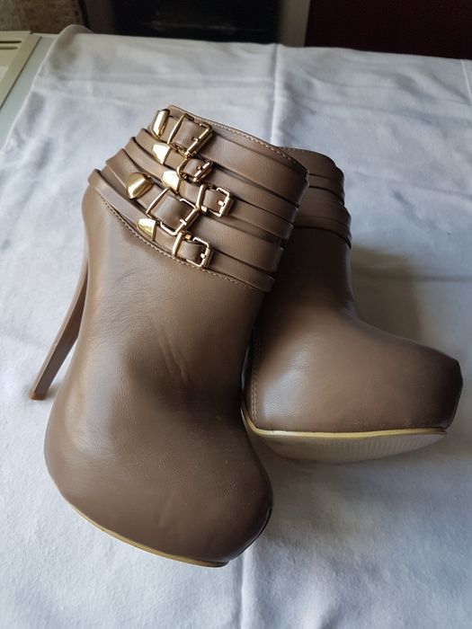 Botine dama, noi