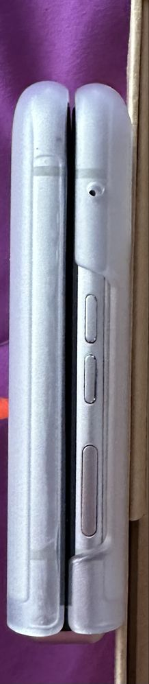 Motorola Razr 40 18GB/256GB използван