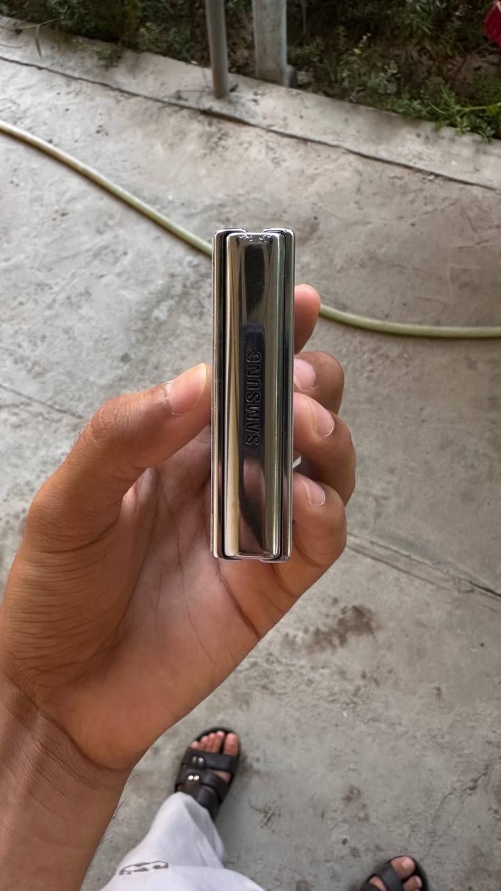 Z flip 4 5G 8/256