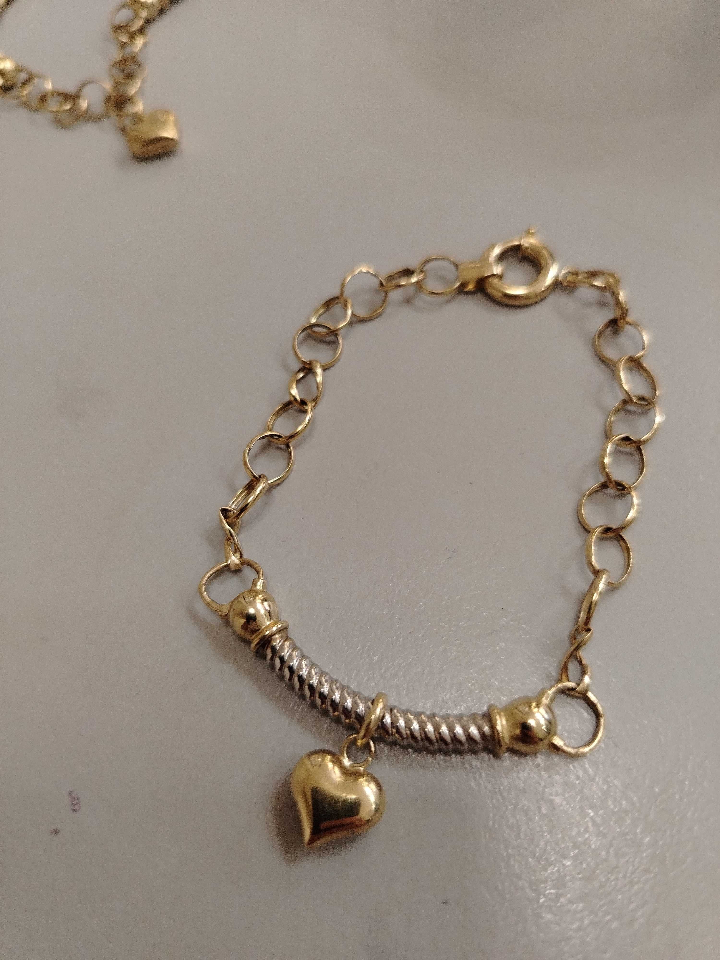 Продавам златен комплект BVLGARI - гривна и колие