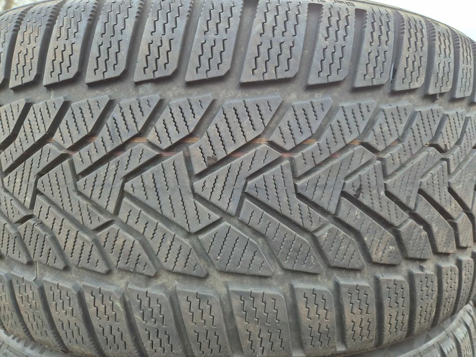 2 Anvelope de IARNA - 235/35/19 - Uniroyal - APP NOI - DOT 2022 !