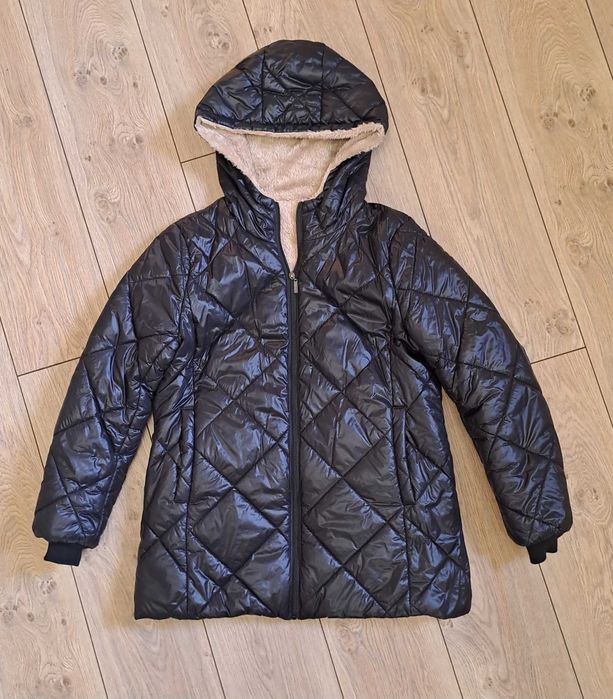 Дамско топло яке с качулка