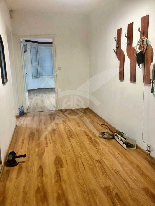 Дава се под наем Офис в Варна, ВИНС - 100 кв.м за 430 € - Снимка #9