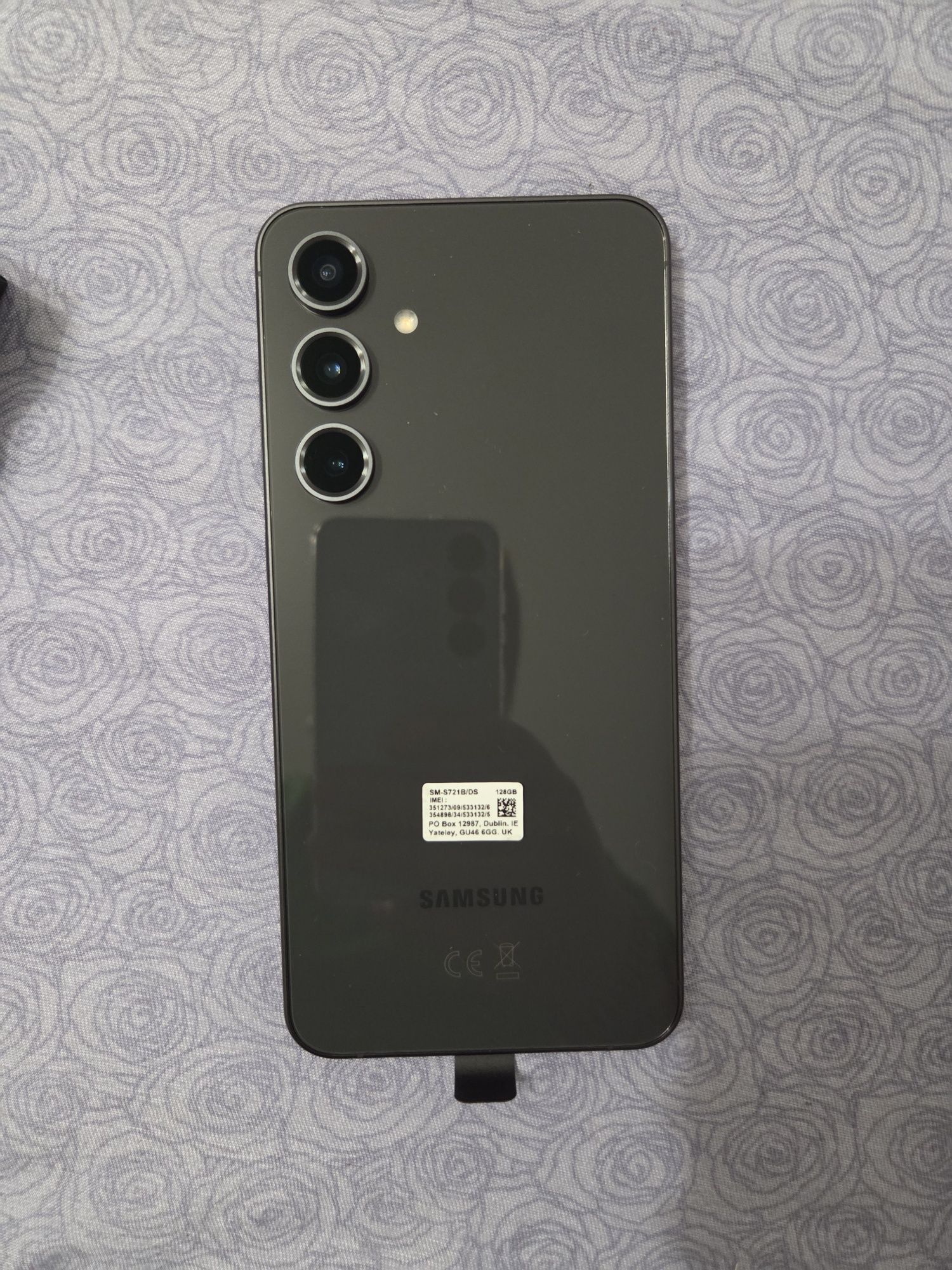 Vand telefon nou, S24 FE nedesfacut