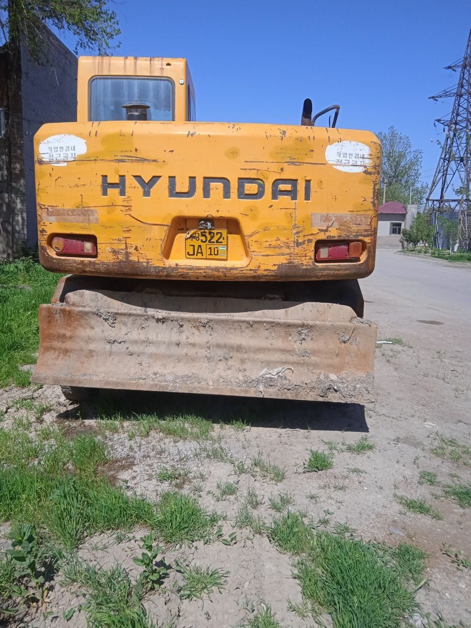 Продаётся экскаватор Хундай 1400