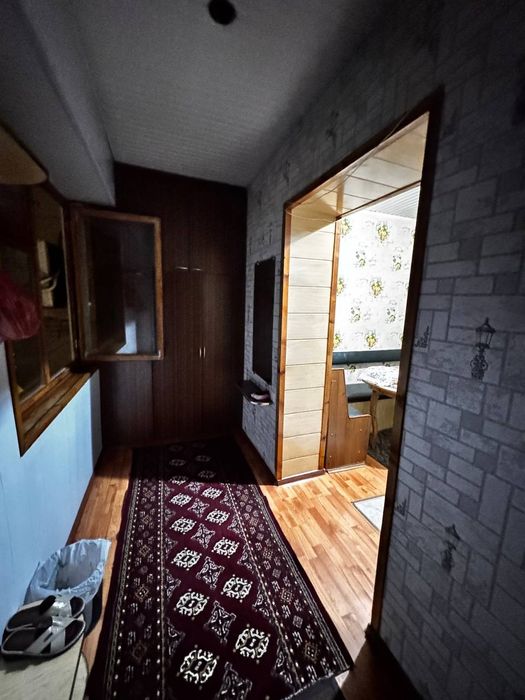 Uy sotiladi. Qoratosh , Chorsu maydoni  2-3/7/7