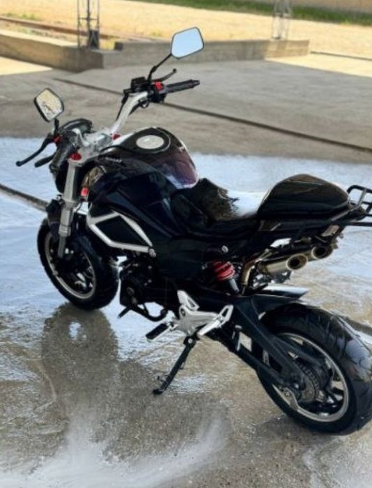 Mototsikil Honda