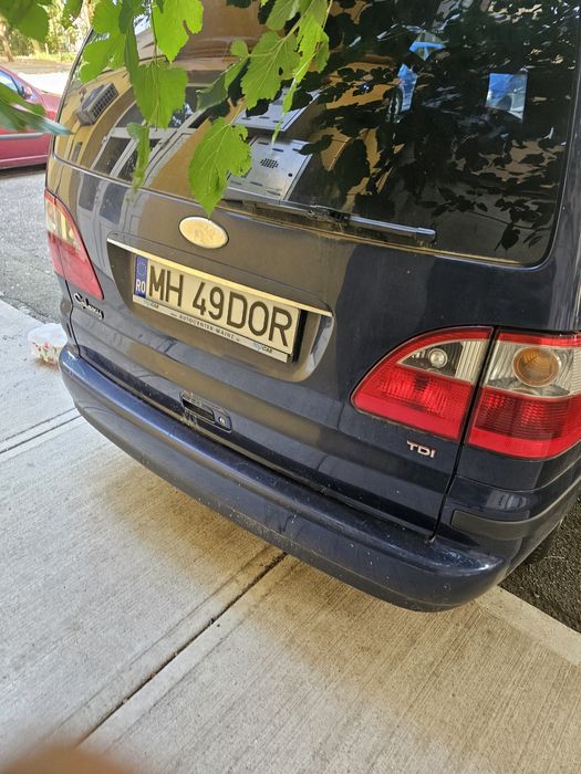 Ford galaxy  ghia