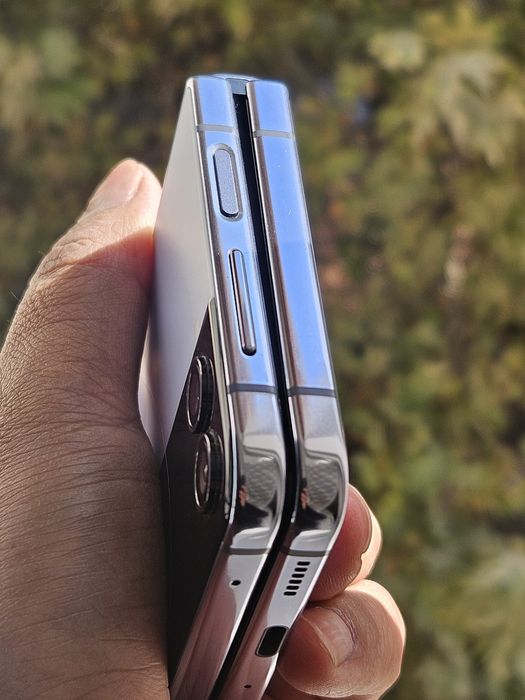 Samsung flip 4. 8/256gb Argnal