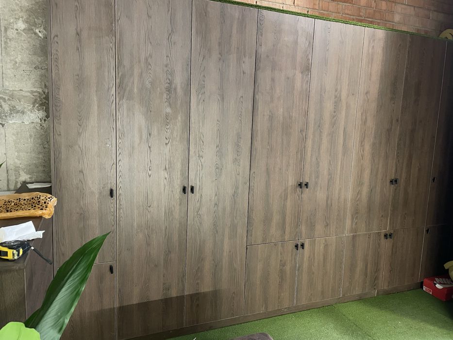 Продается шкаф ,в хорошем состоянии ,подойдет как для дома так и для