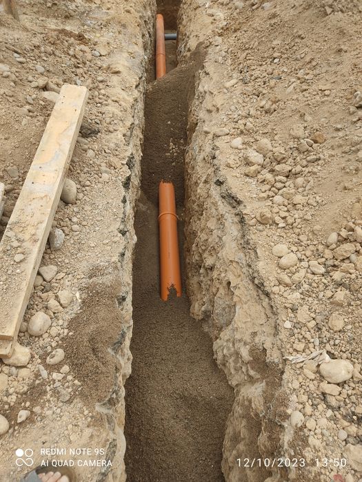 Урачи Сантехник Траншия Подвол Туннел Сантехника Каналезатсия