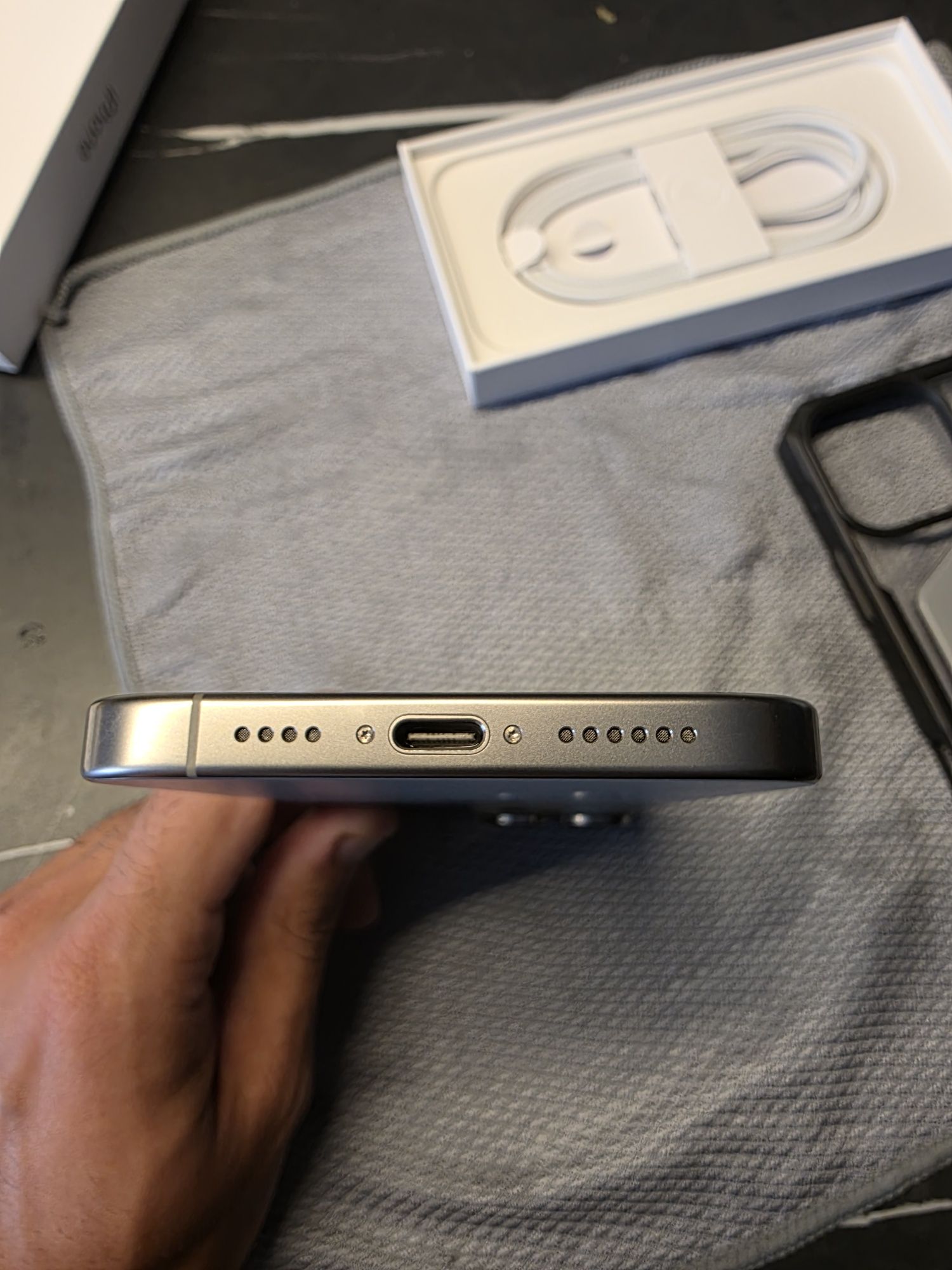 Iphone 16 pro max 512gb като нов