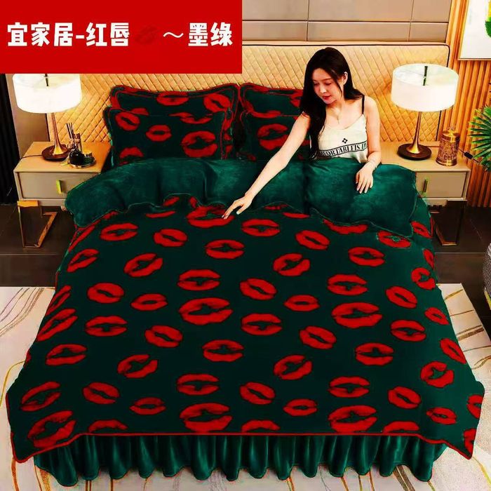 Зимниее велюр постельное бельё 2 спалка