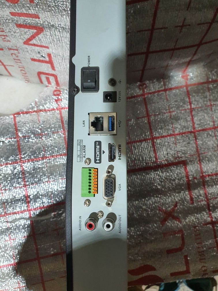 NVR Hikvision 7616NI-K2