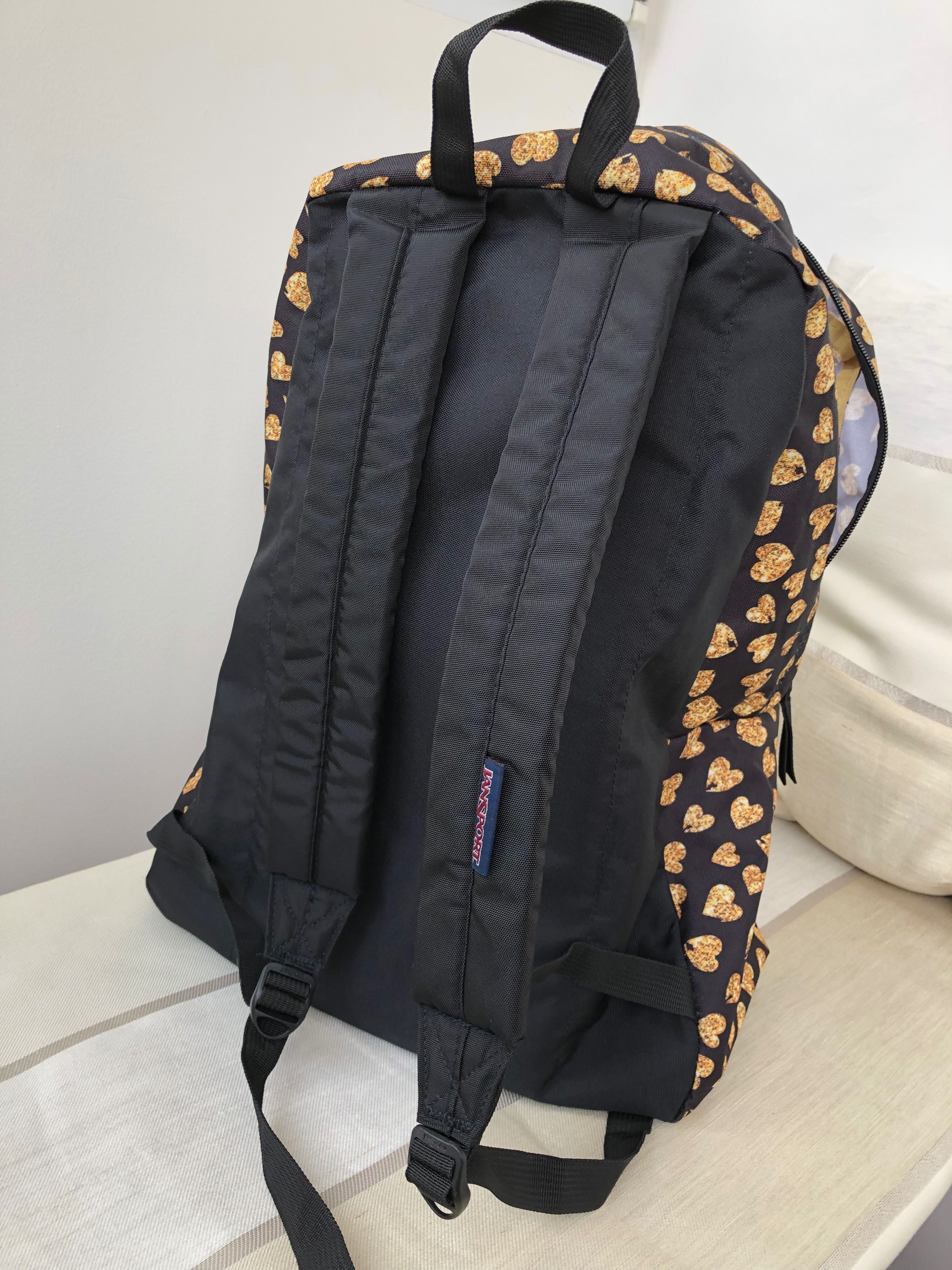 Лека раница JanSport