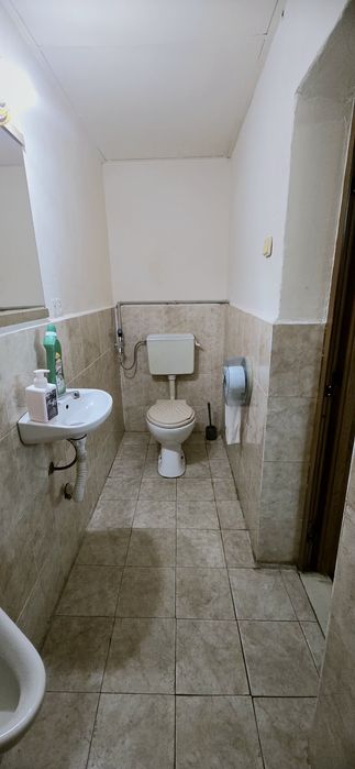 Търговско помещение до Съда и в центъра на Горна Оряховица