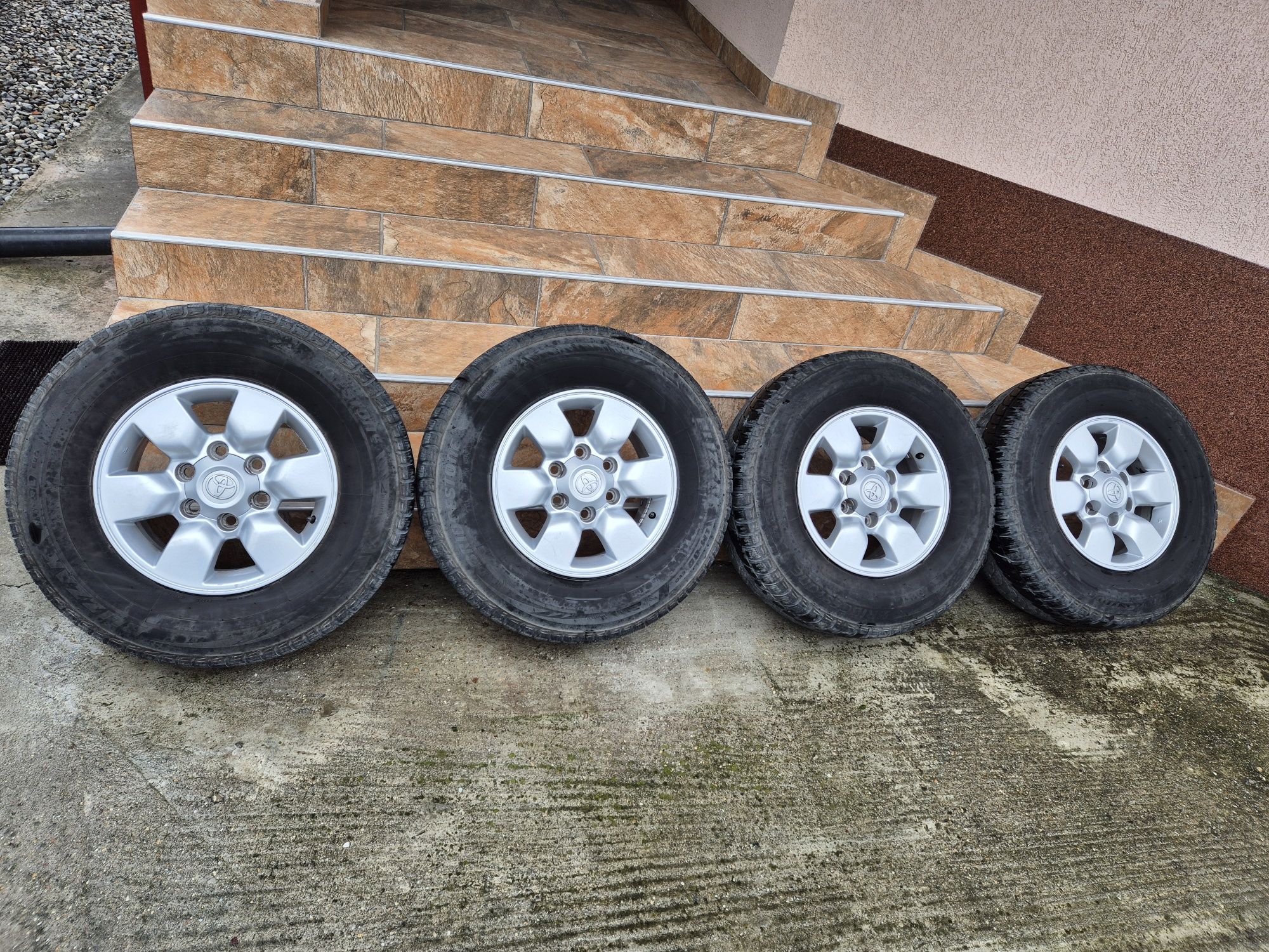 Jante Toyota Hilux R15 6x139,7