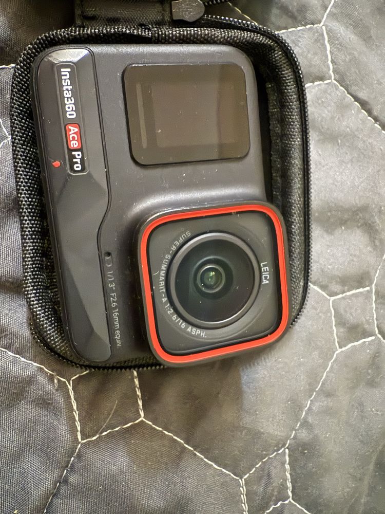 Insta 360 ace pro