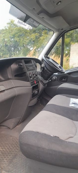 Iveco Daily Mediu 6 locuri