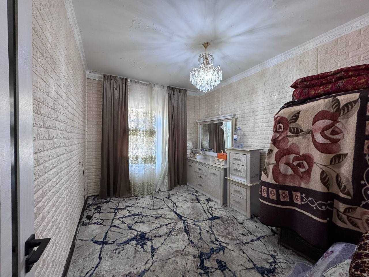 2 хоналик квартира 1 этаж нихол кольцо, напротив центральный аптека