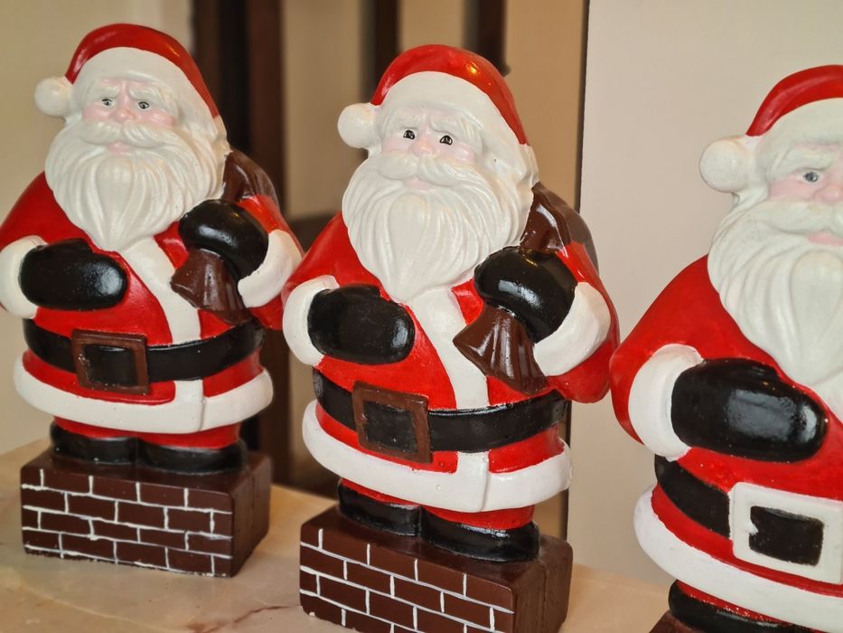 Figurine Mos Crăciun si om de zăpadă din ciment