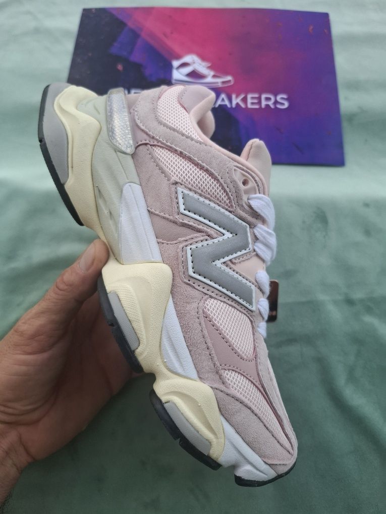 New Balance 9060. Mărimi 37, 38. 22, 5 -23,5 cm