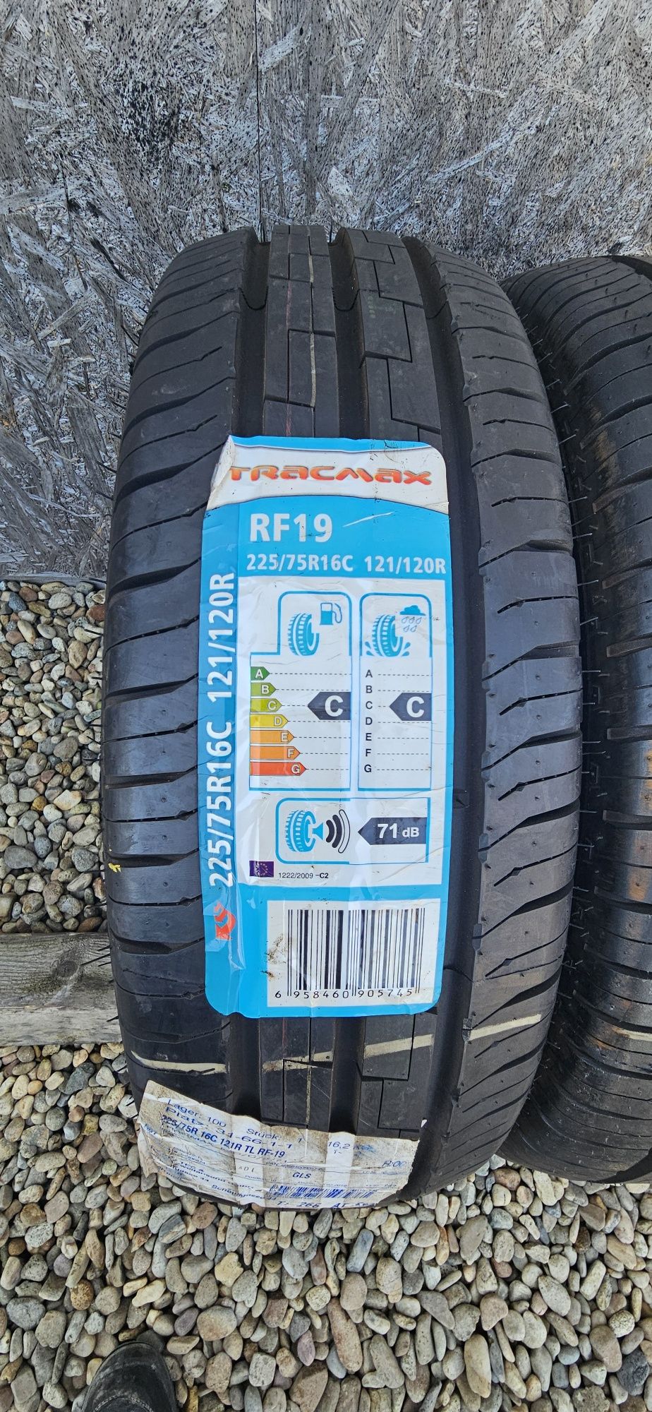 Anvelope Tracmax X Privilo RF19 225/75 R16C 121/120R