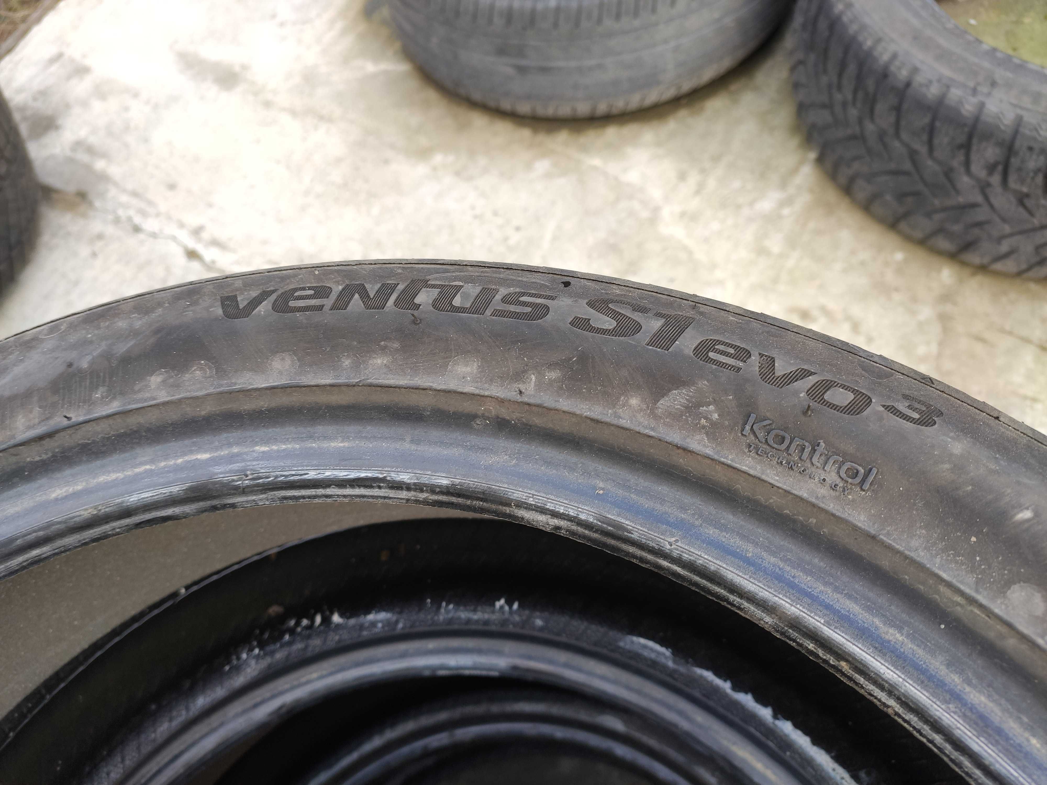 4бр Летни гуми 235 40 19 - Hankook