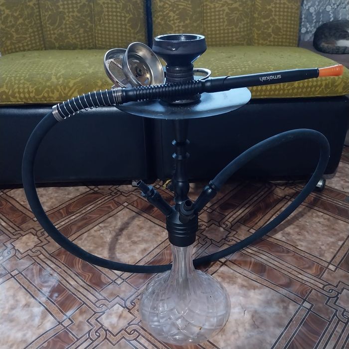 Vand televizor Grundig+ o narghilea cadou !!!