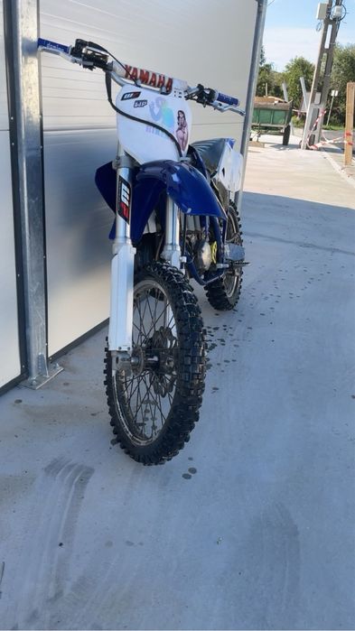 Motocicletă Yamaha Cross – puternică și fiabilă!