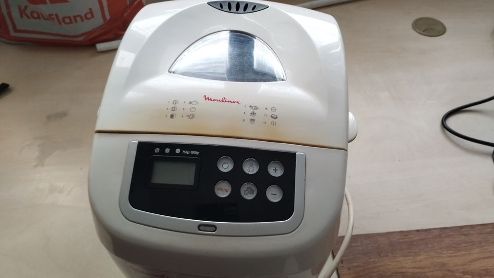 Хлебопекарна Moulinex