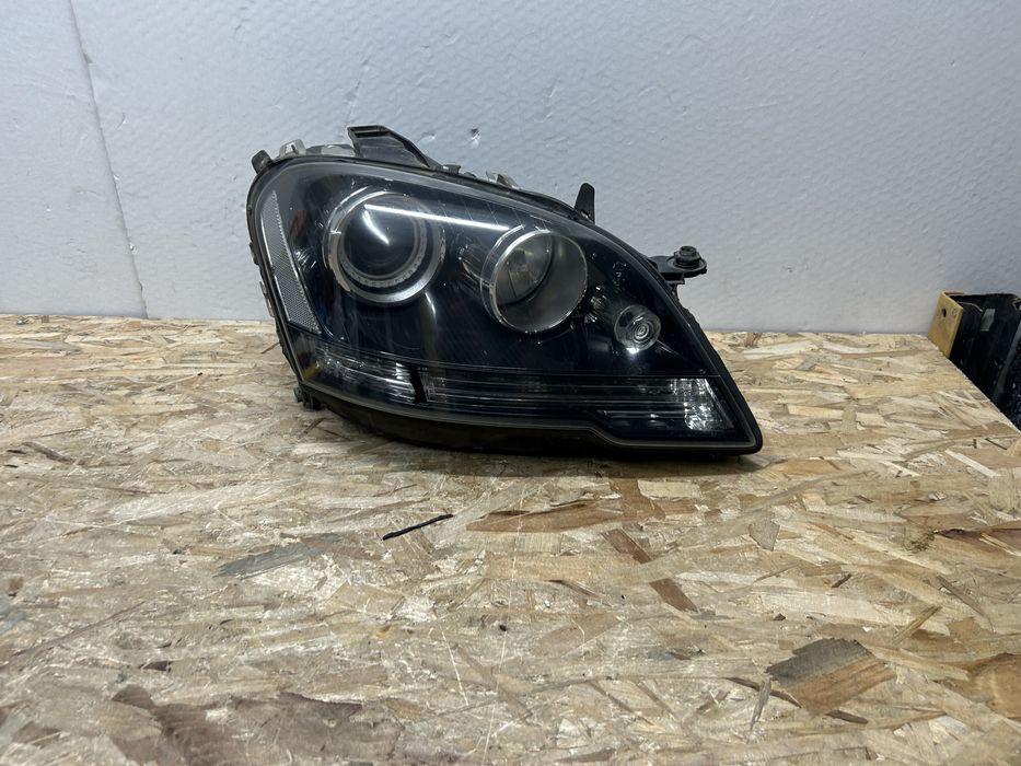 Far xenon Mercedes ML w164 facelift 2008-2010