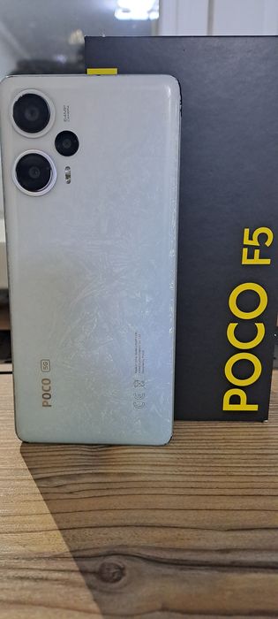 Poco f5 12/256 хорошое состояние без царапин