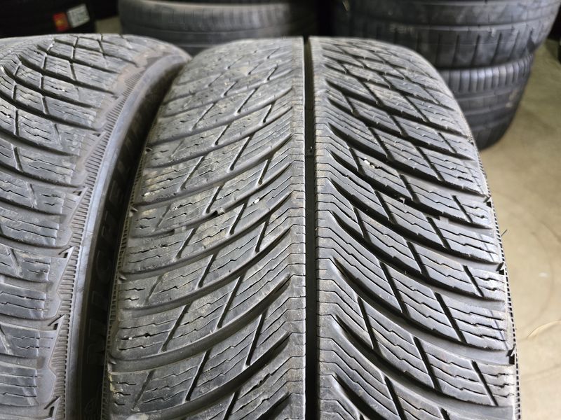 235/40/19 MICHELIN 2бр