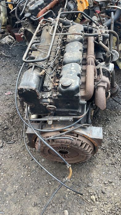 Motor man in 6 pistoane