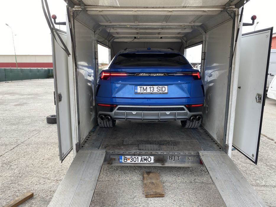 Remorca transport auto acoperit