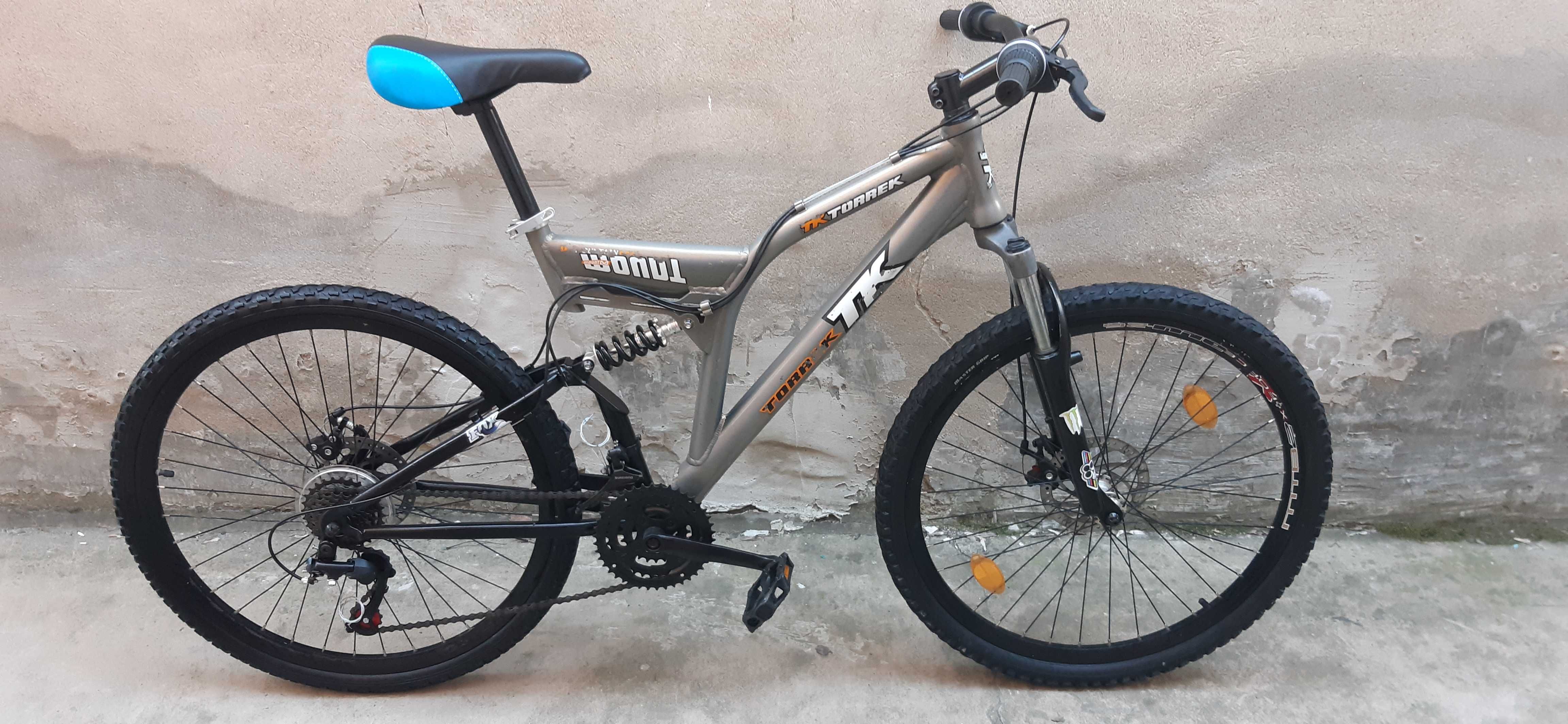 Bicicleta, Full Suspension, Roti de 26" , frane pe disc, Shimano