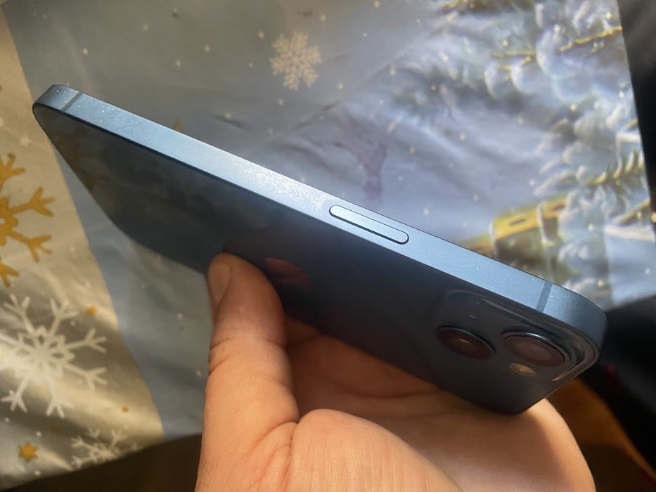 Vand iph 13-Blue stare perfecta