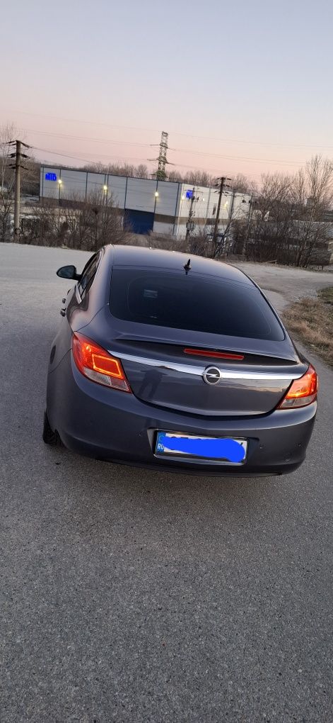Vand Opel insignia sport/SRI  hatchback ,  2.0 cdti, an 2011, euro 5.