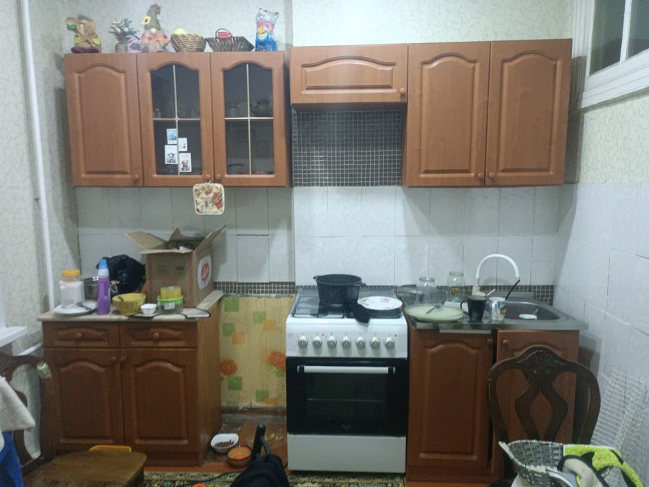 Срочно продам гарнитур