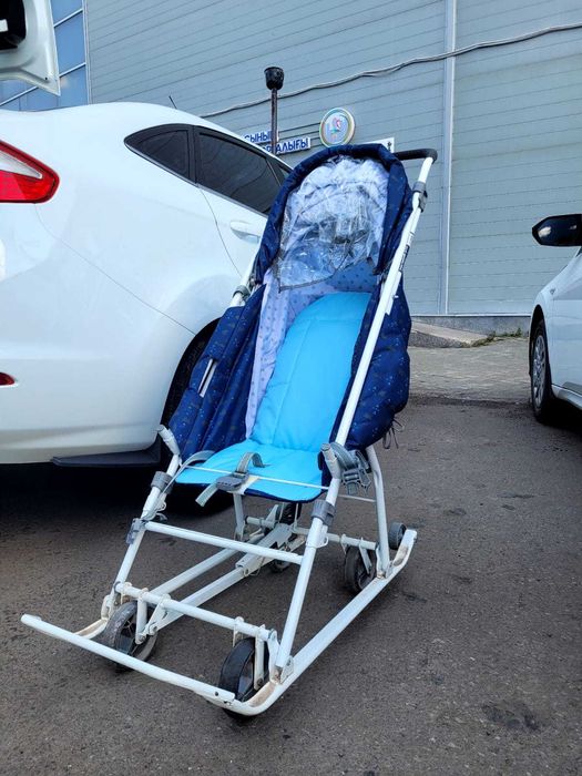 Продам сани-коляску трансформер 2в1 в отличном состоянии