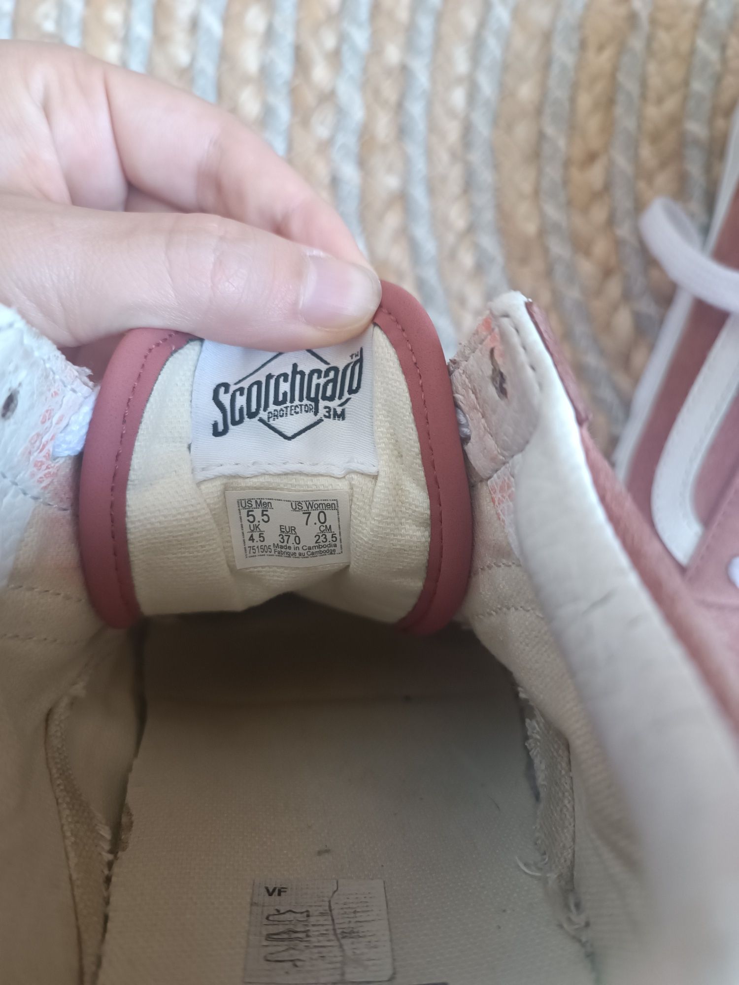 Кецове Vans Велур